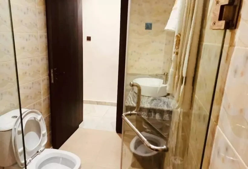 Boston Hill Resort & Hotel Ltd