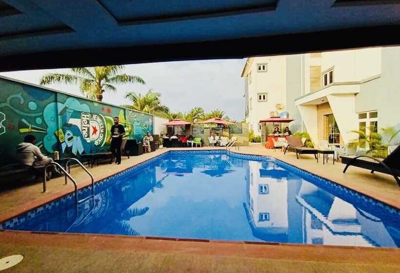 Boston Hill Resort & Hotel Ltd