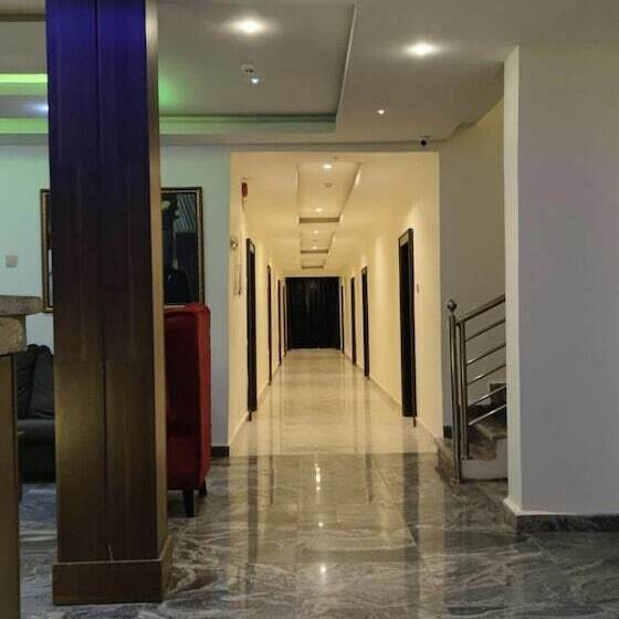 Boston Hill Resort & Hotel Ltd