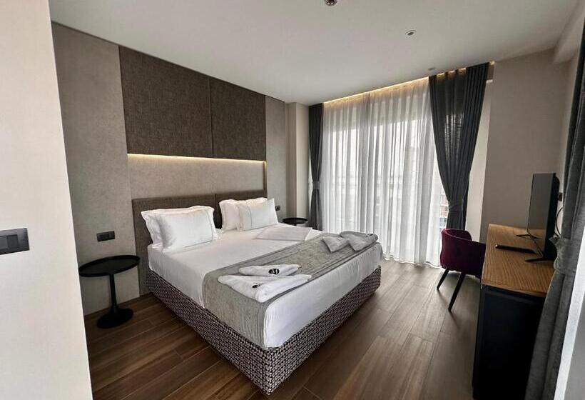 فندق Frojd Kune Resort & Beach