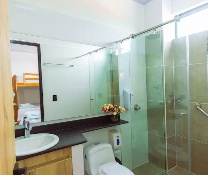 Hotelli Luna Verde By Del Toro