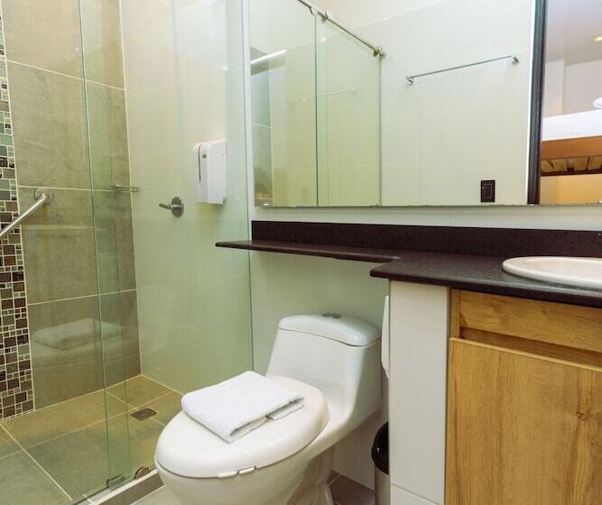 هتل Luna Verde By Del Toro