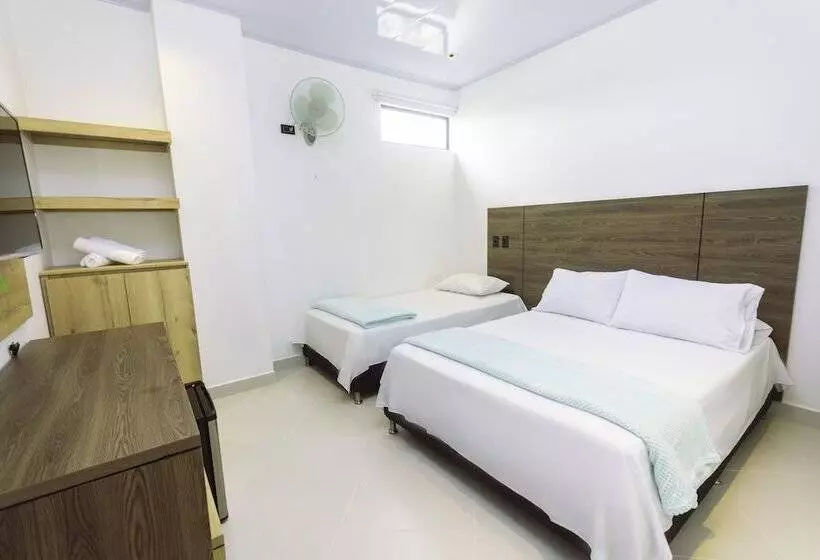 Hotelli Luna Verde By Del Toro