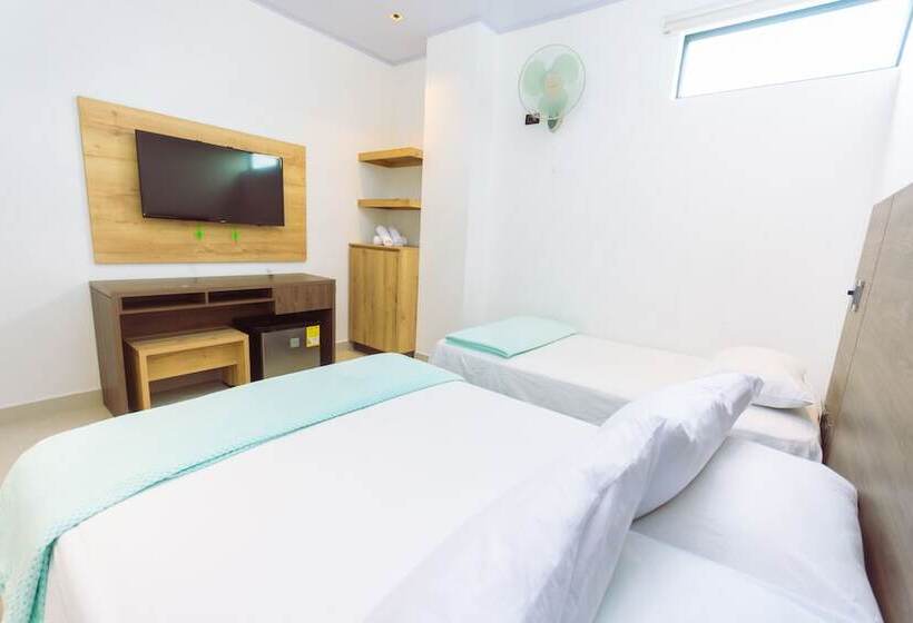 هتل Luna Verde By Del Toro