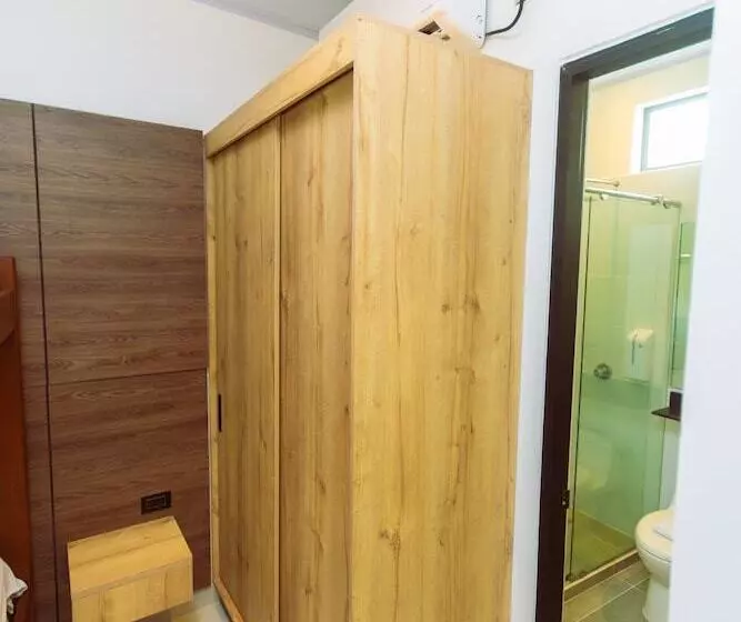 Hotelli Luna Verde By Del Toro