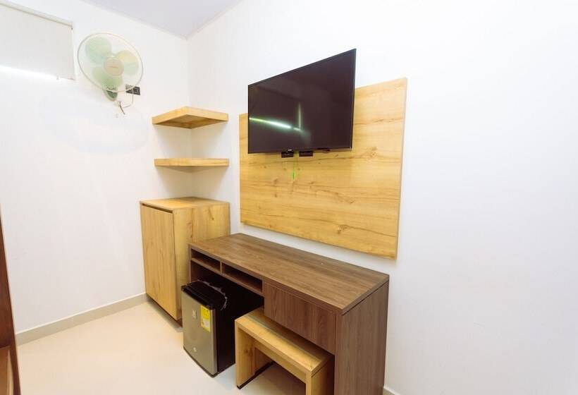 هتل Luna Verde By Del Toro