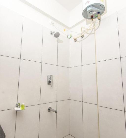 בית מלון כפרי Suraksha Stay Whitefield