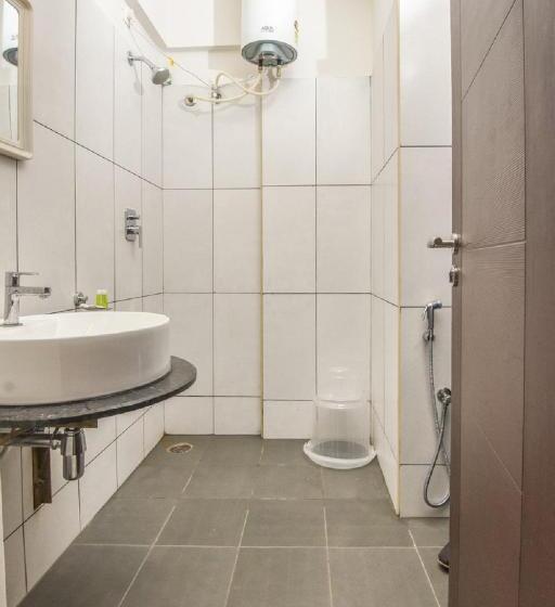 בית מלון כפרי Suraksha Stay Whitefield