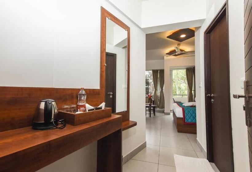 בית מלון כפרי Suraksha Stay Whitefield