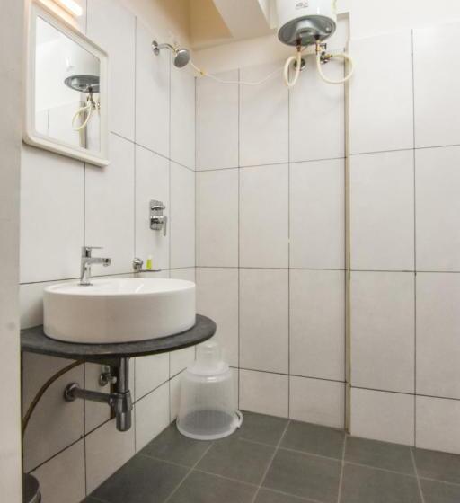 בית מלון כפרי Suraksha Stay Whitefield