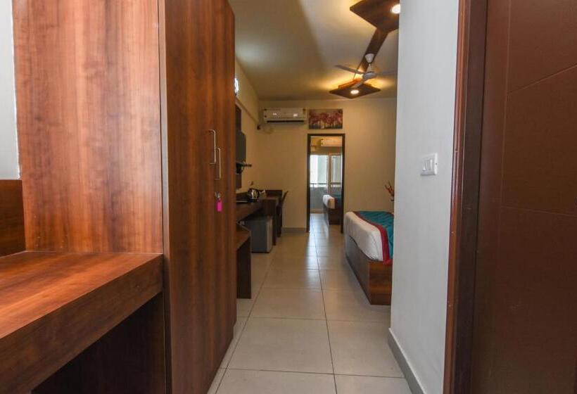 בית מלון כפרי Suraksha Stay Whitefield