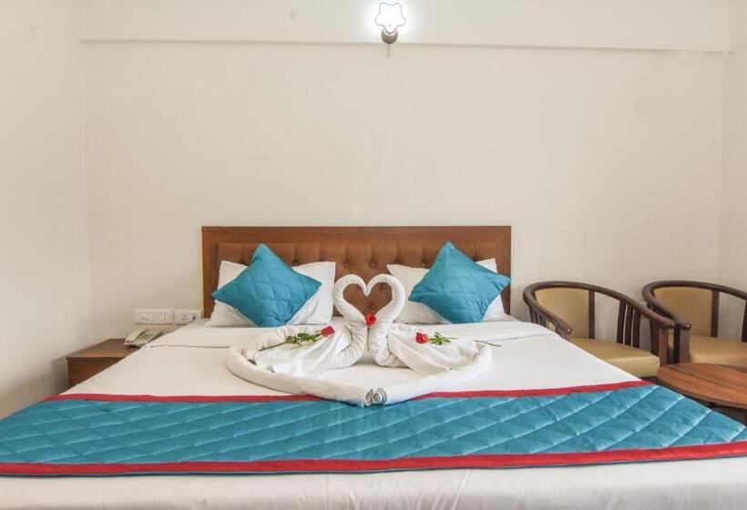 בית מלון כפרי Suraksha Stay Whitefield