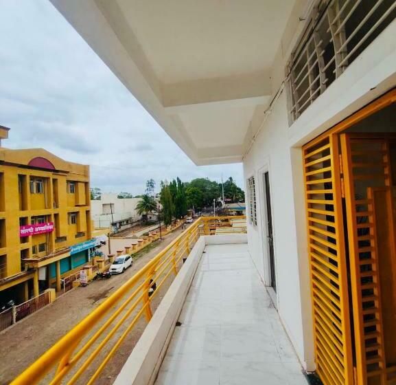 Pensão Disha Inn Lodge