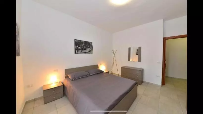Majatalo Fenix House