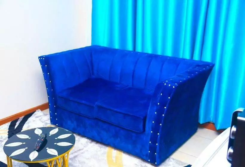 هاستل Pape East Stay