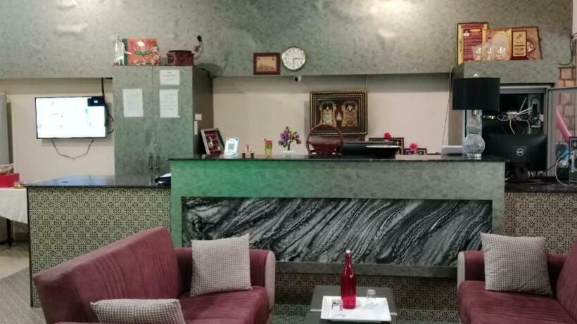 호텔 Spree One Resort And Convention Annavaram