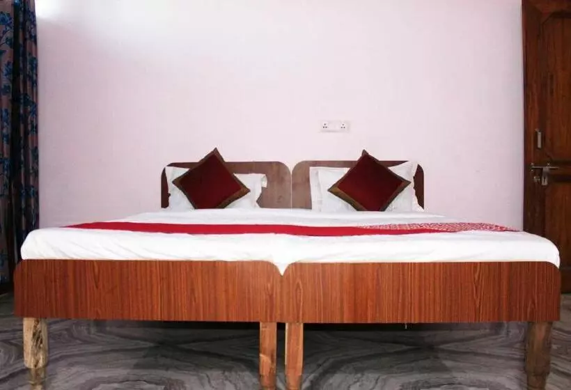 Oyo Hotel Akki Plaza