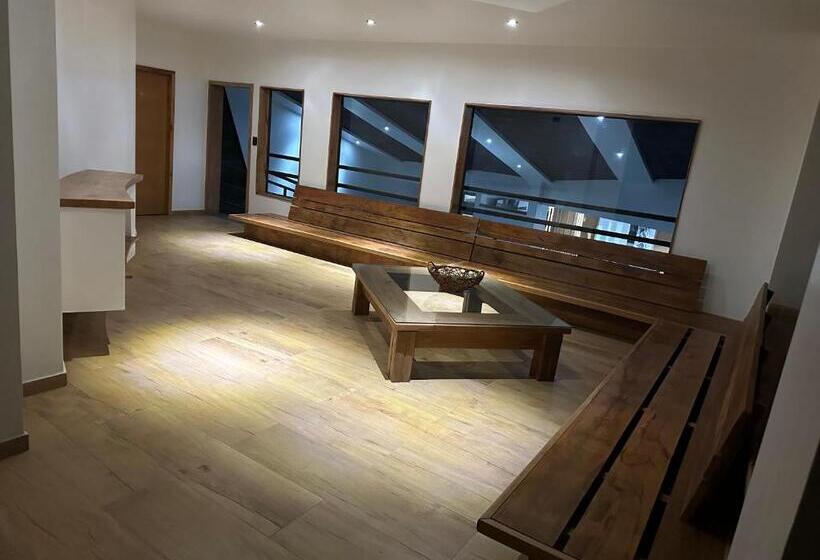 Hotel Hostel Inside Santiago