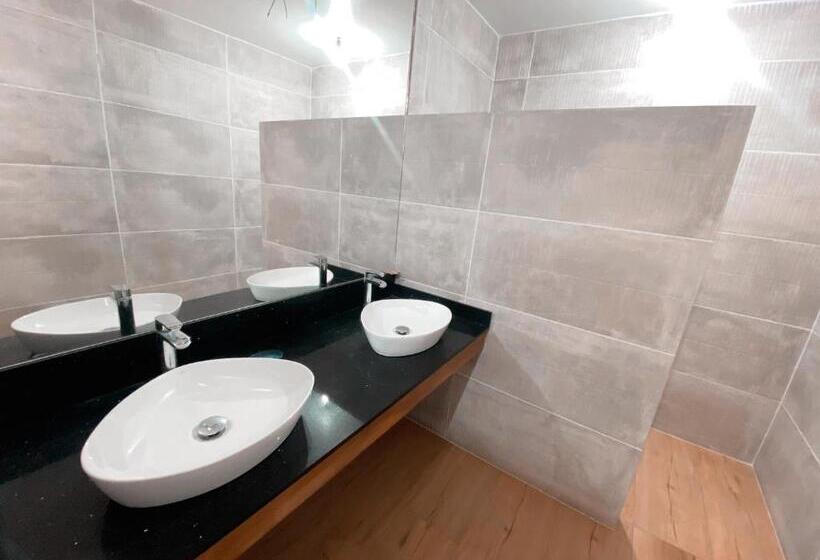 Hotel Hostel Inside Santiago