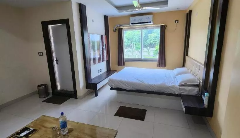 Hotelli Rama Royal Resorts