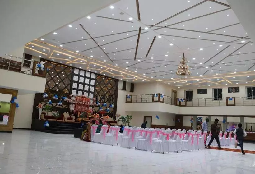 Hotelli Rama Royal Resorts