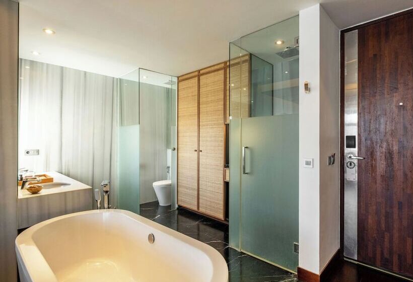 酒店 The Isvara By Cove