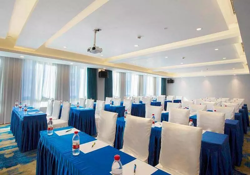 Kyriad Marvelous Hotel Fujian Xiapu Railway Station
