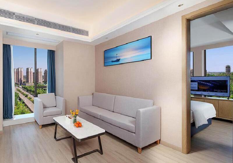 Kyriad Marvelous Hotel Ziyang North Railway Station