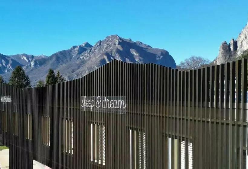 Lecco Hostel & Rooms