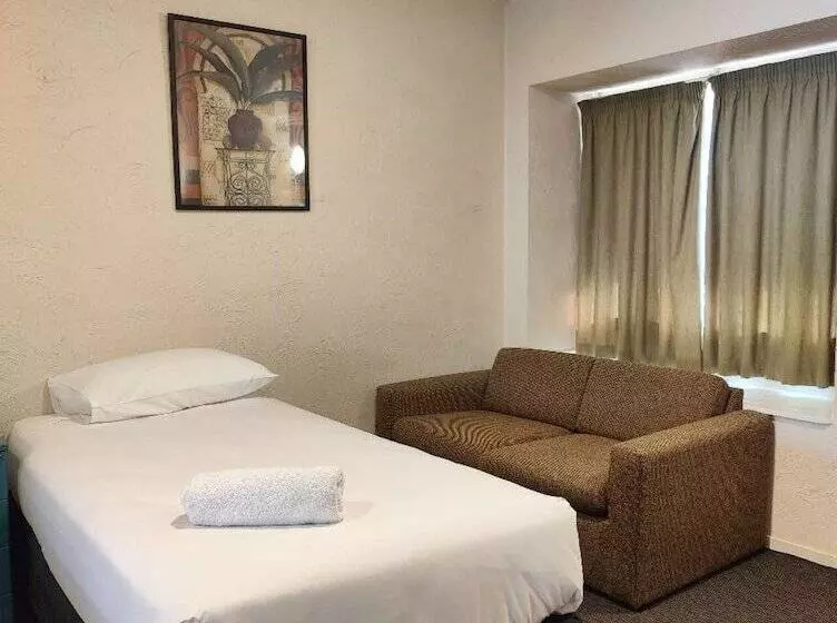 モーテル Kings Court Motor Lodge