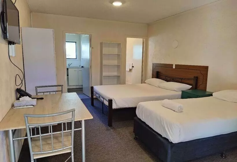 モーテル Kings Court Motor Lodge