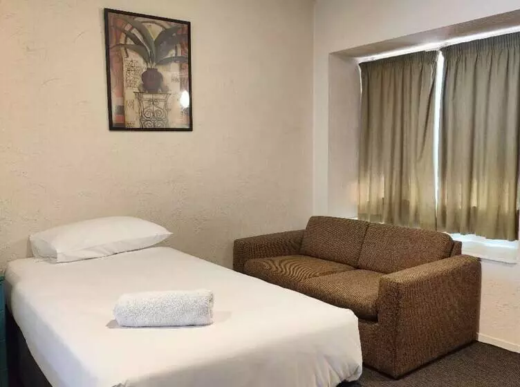 モーテル Kings Court Motor Lodge