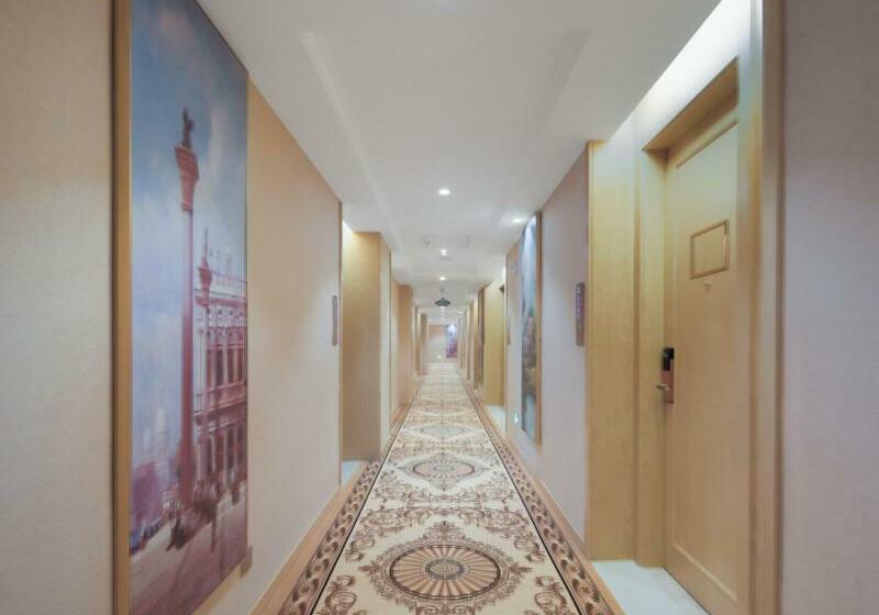 Vienna Hotel Yangzhou Gaoyou Dongfangyujing