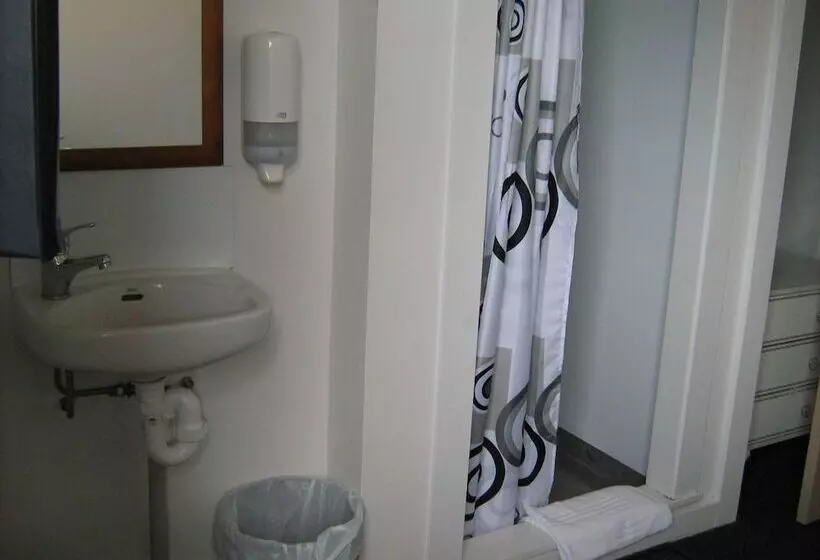 هاستل Downtown Backpackers & Accommodation
