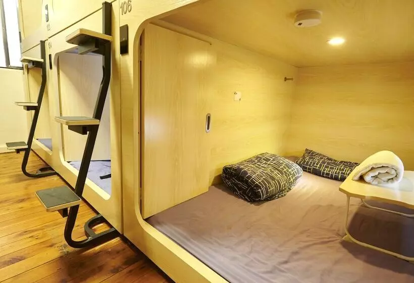 ユースホステル Podbed Coogee Beachside