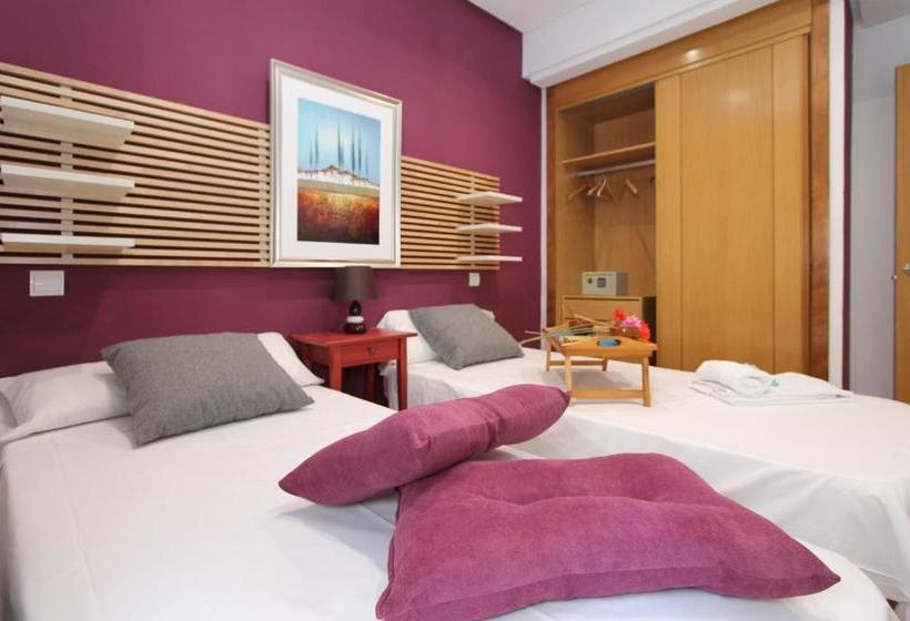 Apartamentos Conde Duque Decó