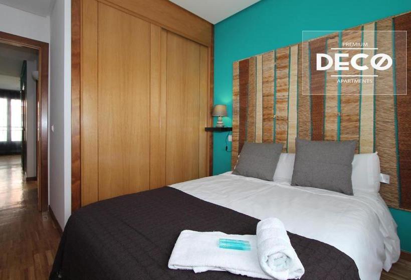 Apartamentos Conde Duque Decó