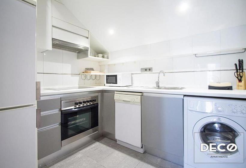 Apartamentos Conde Duque Decó