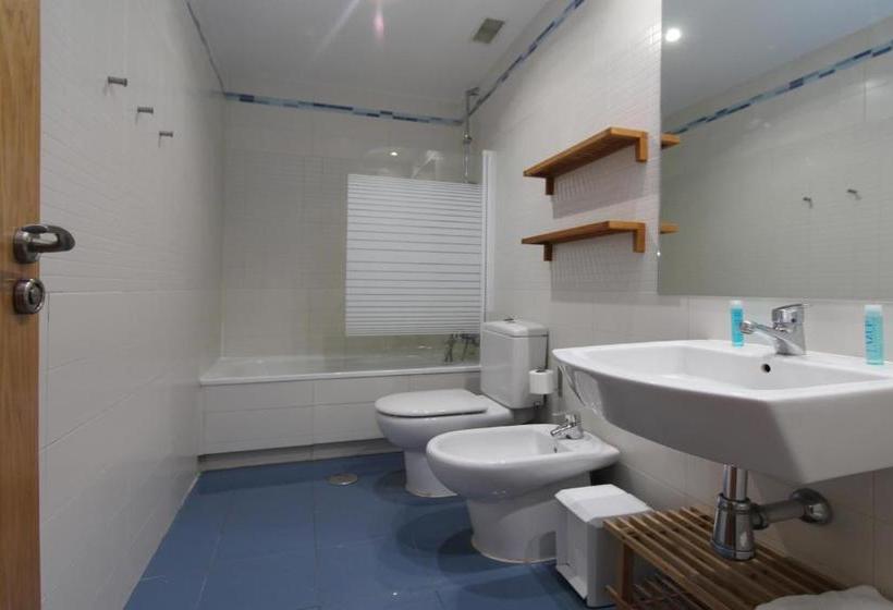 Apartamentos Conde Duque Decó