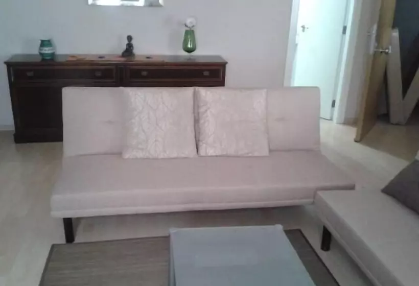 Apartamentos Ortiz De Zárate