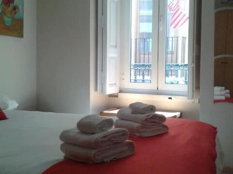 Apartamentos Ortiz De Zárate