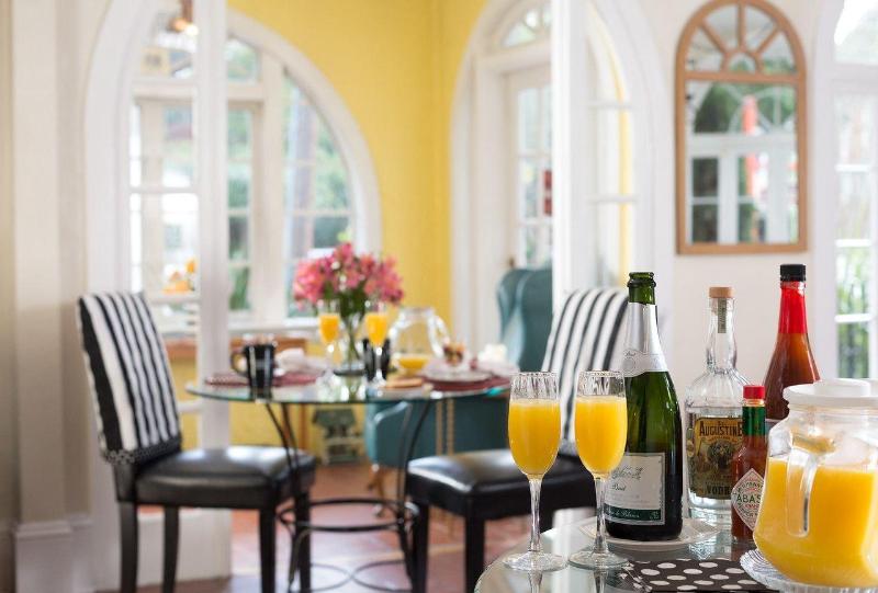 Casa De Suenos B & B