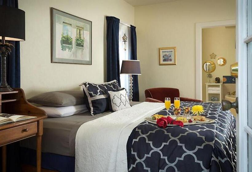 Casa De Suenos B & B