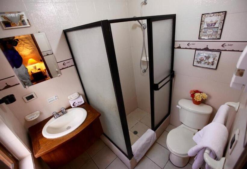 פונדק Quito Antiguo