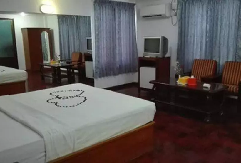 هتل Airport Inn