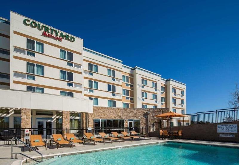Hotel Courtyard By Marriott Dallas Midlothian At Midlothian Conference Center