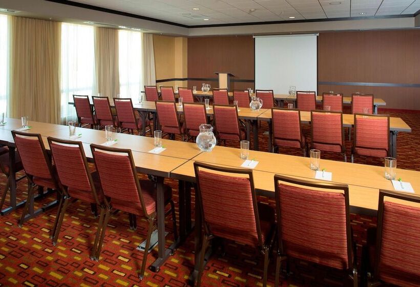 Hotel Courtyard By Marriott Dallas Midlothian At Midlothian Conference Center