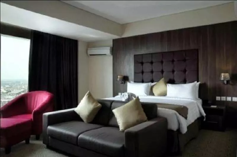 ホテル Horison Lampung
