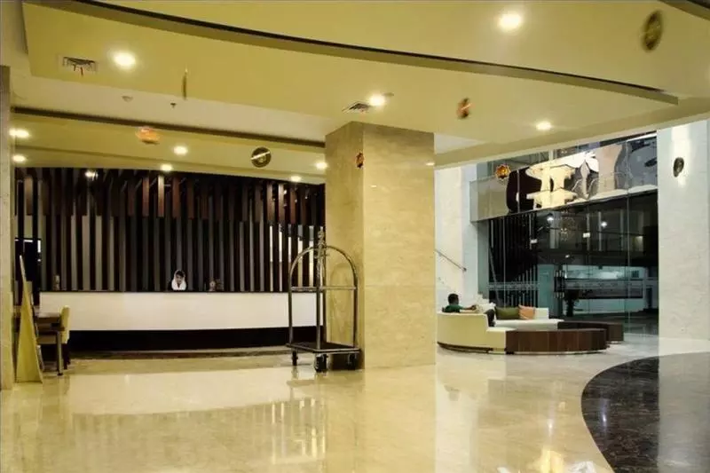 ホテル Horison Lampung