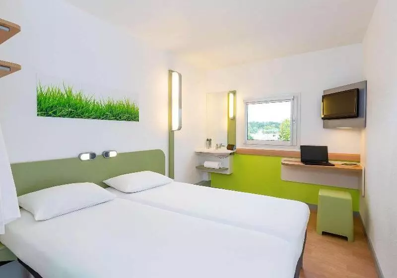 ホテル Ibis Budget Angers Parc Des Expositions